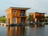 Floating Houses in der Marina von Kröslin -ganzj. Vermietun ...
