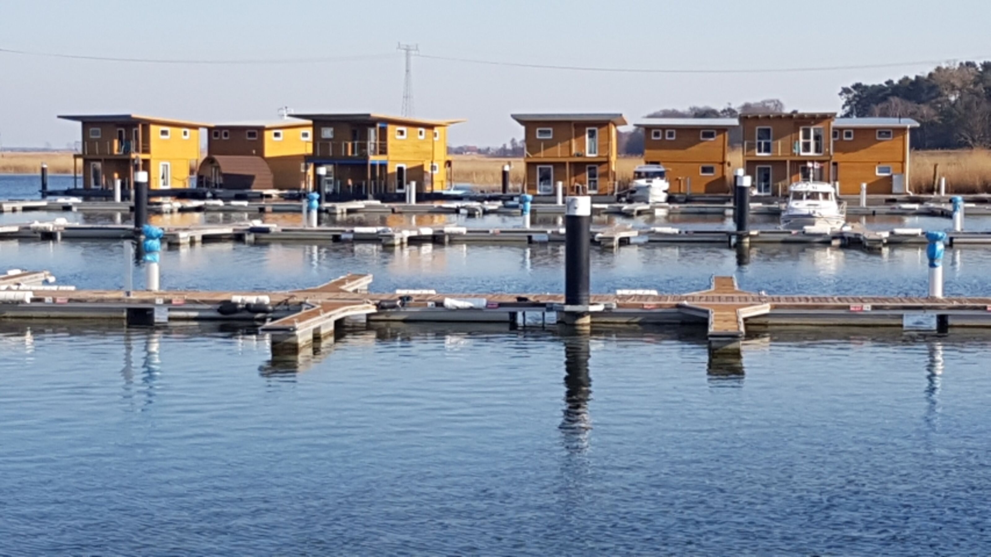 Floating Houses