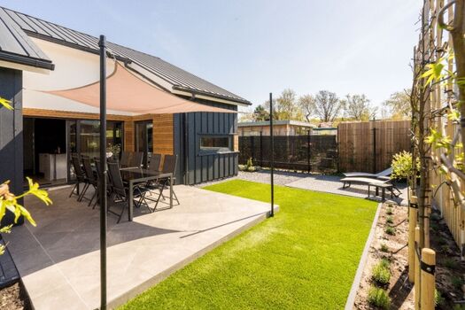 NEU! Wunderschönes neues Ferienhaus, 3  Bäder,  Luxus und  ...