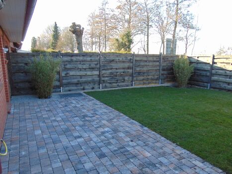 Eingezäunt mit neuem Rasen