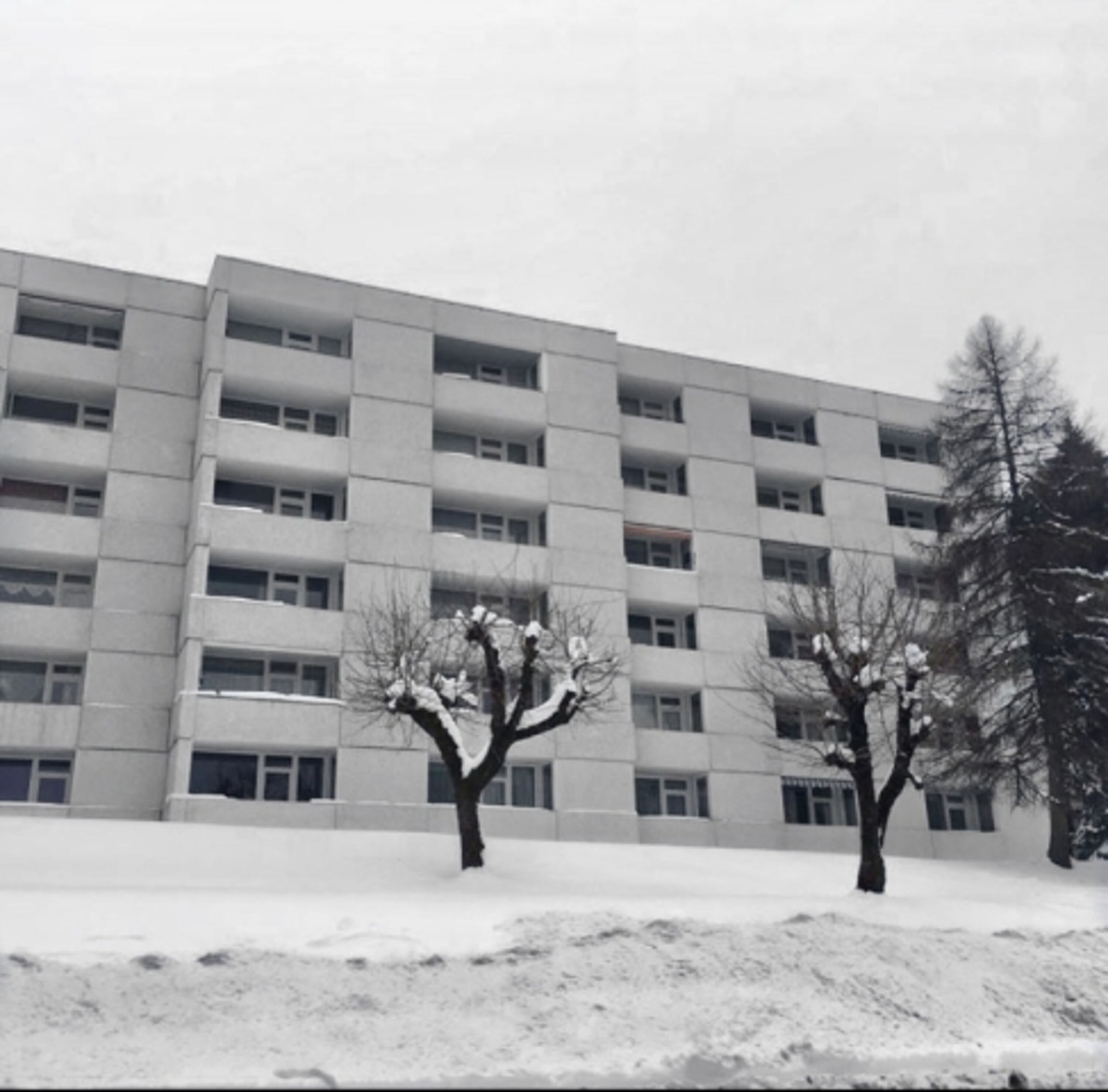 Hausansicht im Winter