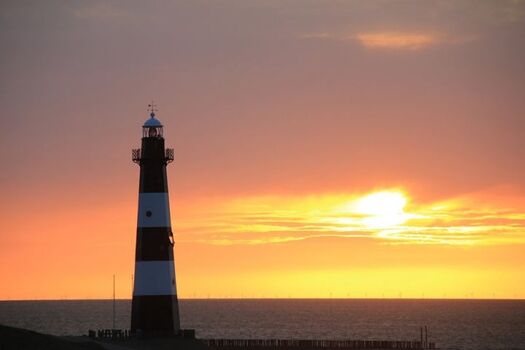 Sonnenuntergang am Leuchtturm