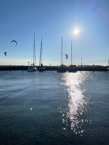 Lemkenhafen - Hafenort (500 Meter)