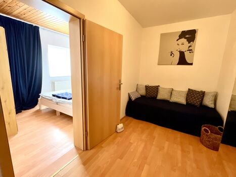 Flur zu Schlafzimmer 2