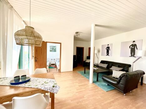 Meerblick auf wunderschönem Hof - Fewo mit Terrasse