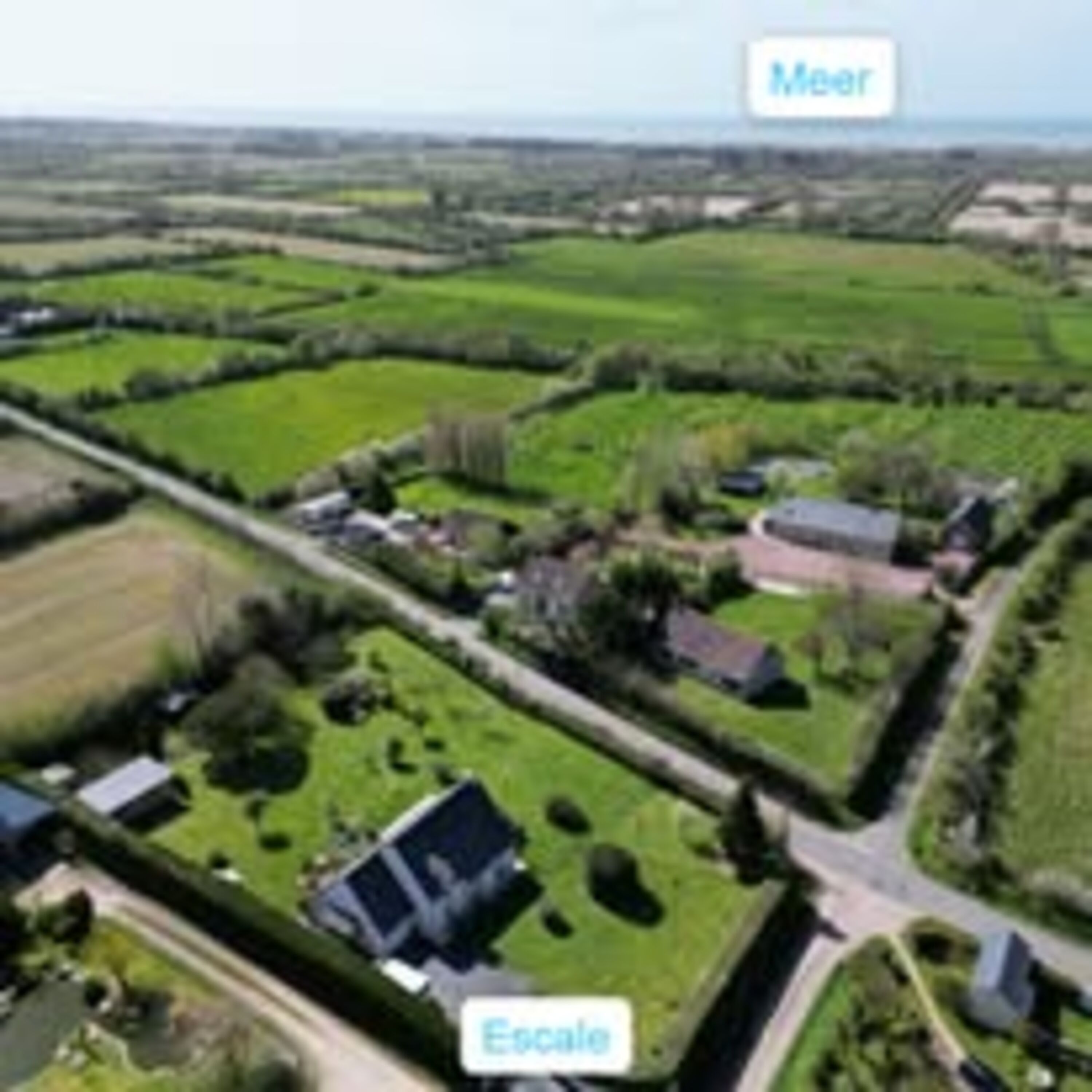 Nur 2km direkt ab Haus zum Meer, auch zu Fuss möglich
