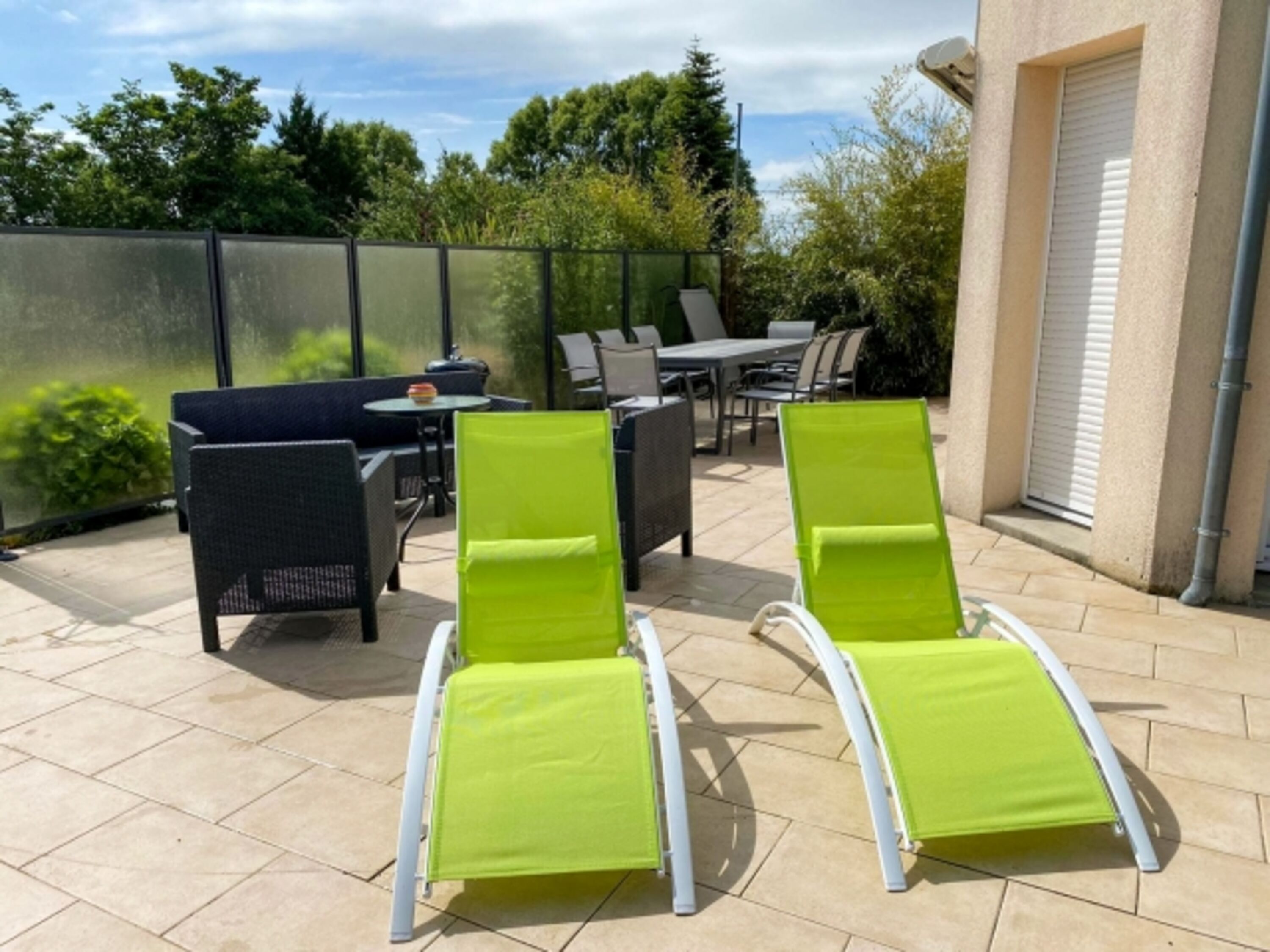 Grosse Terrasse mit Lounge