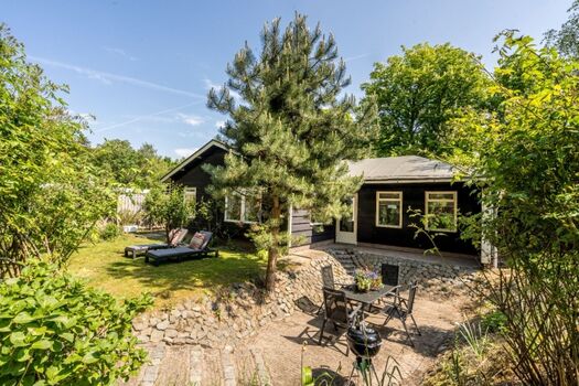 Der wunderschöne Bungalow im Grünen versteckt