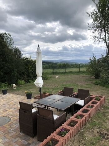 Essplatz auf der Terrasse 