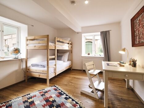 Kinderzimmer mit Doppelstockbett