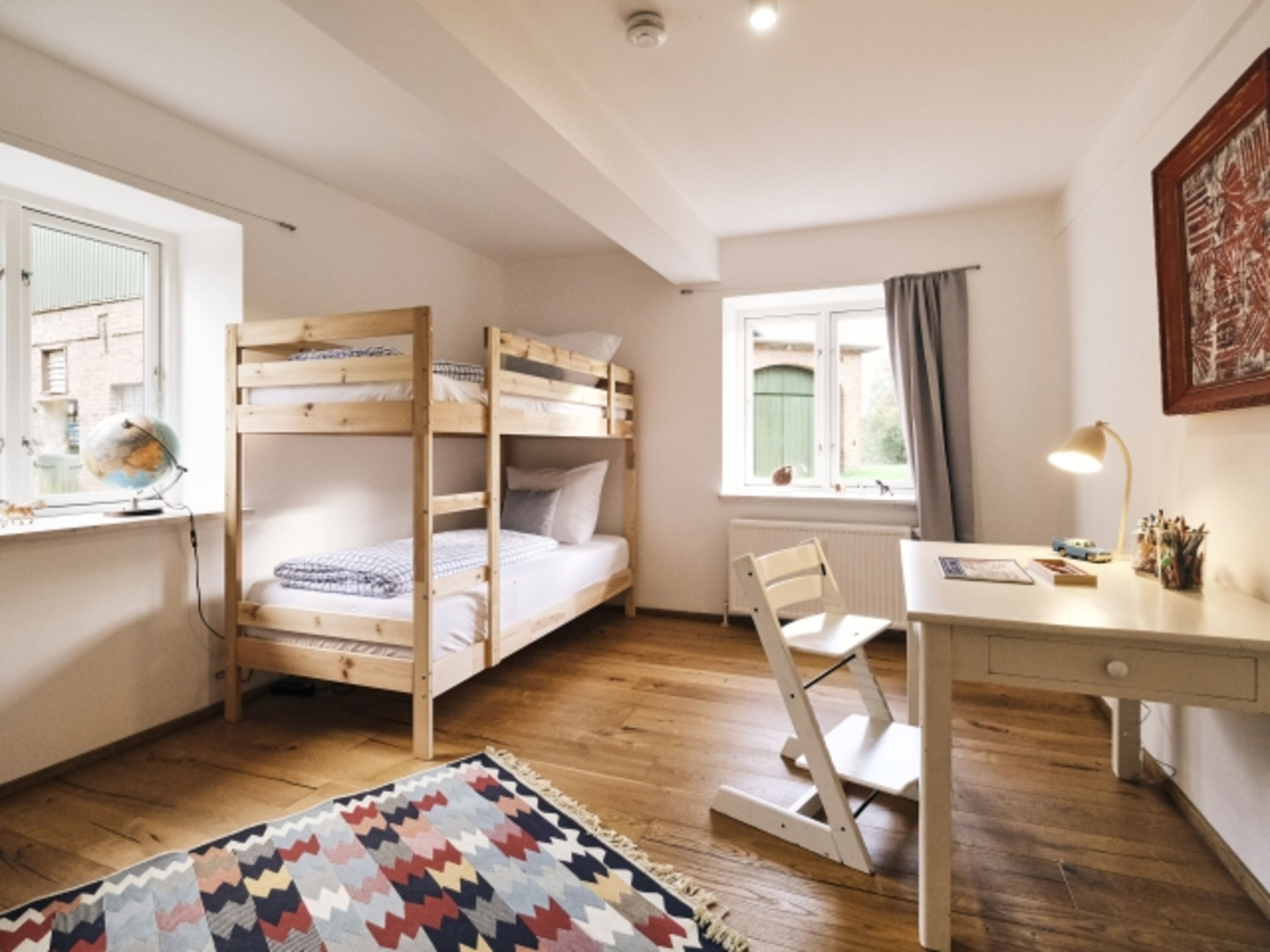 Kinderzimmer mit Doppelstockbett