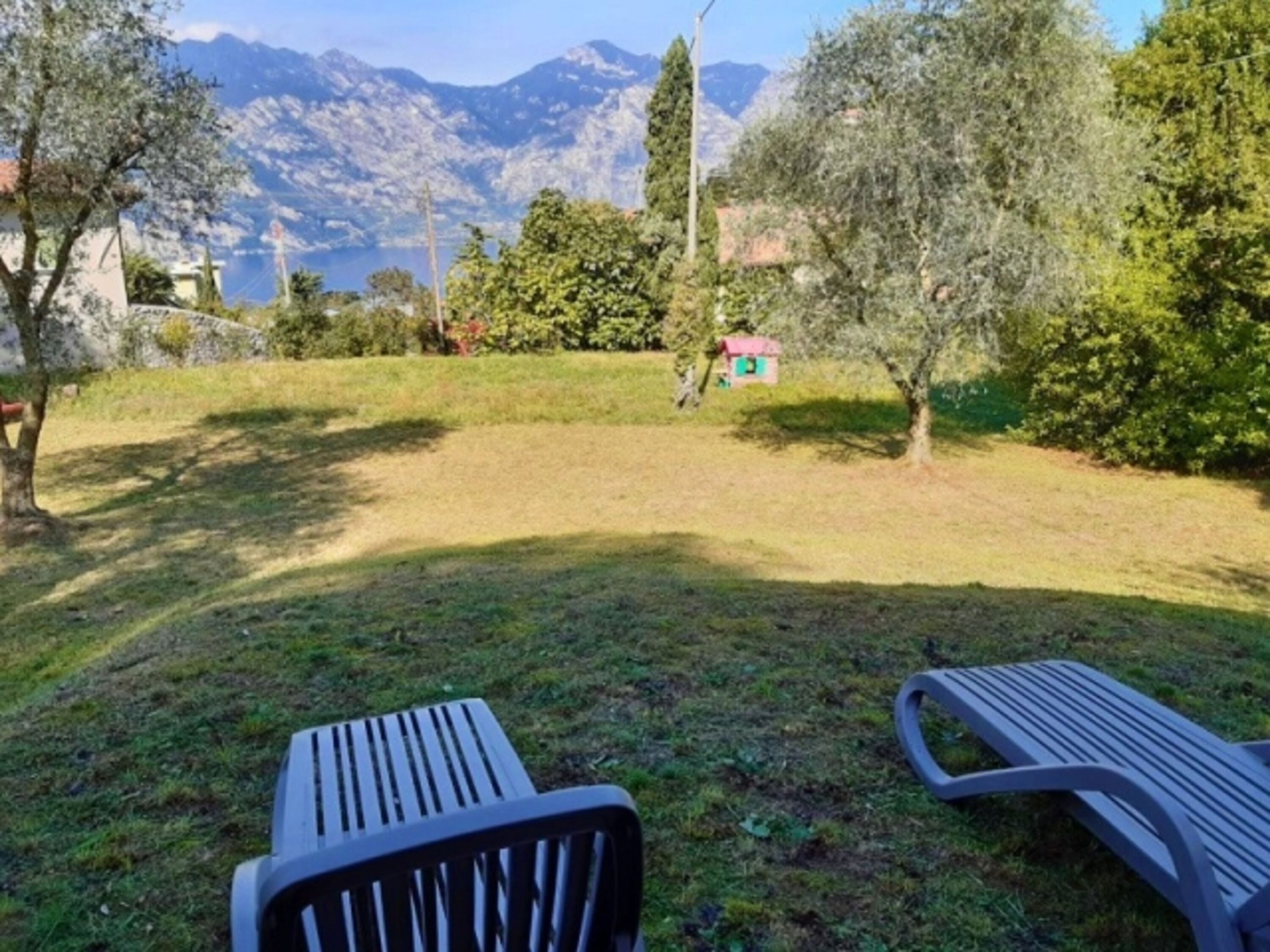 Garten mit Seeblick