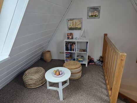 Dachstuduo zum Spielen,  Lesen oder verweilen