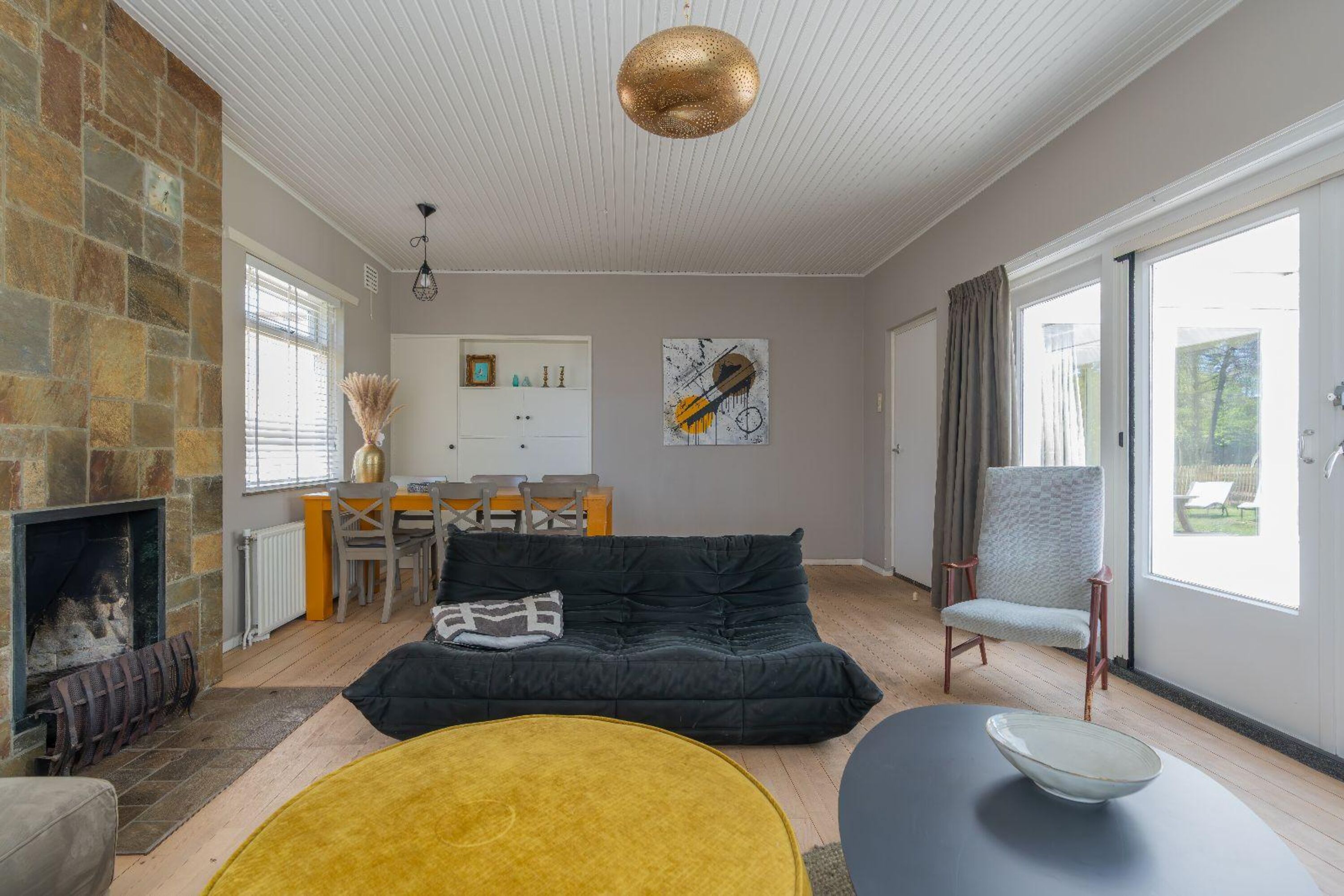 Das gemütlich eingerichtete Wohnzimmer