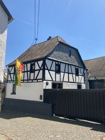 Der Georgshof in Dünfus