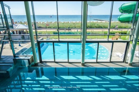 Der Eintritt ins Meerwasserschwimmbad ist inklusive
