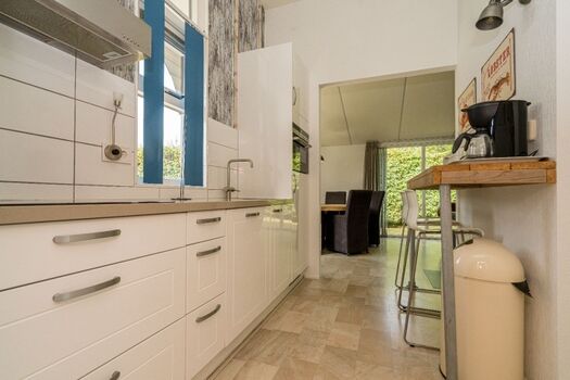 Die moderne Küche mit allem Komfort