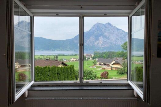 Ausblick Fenster Wohnzimmer Ferienwohnung