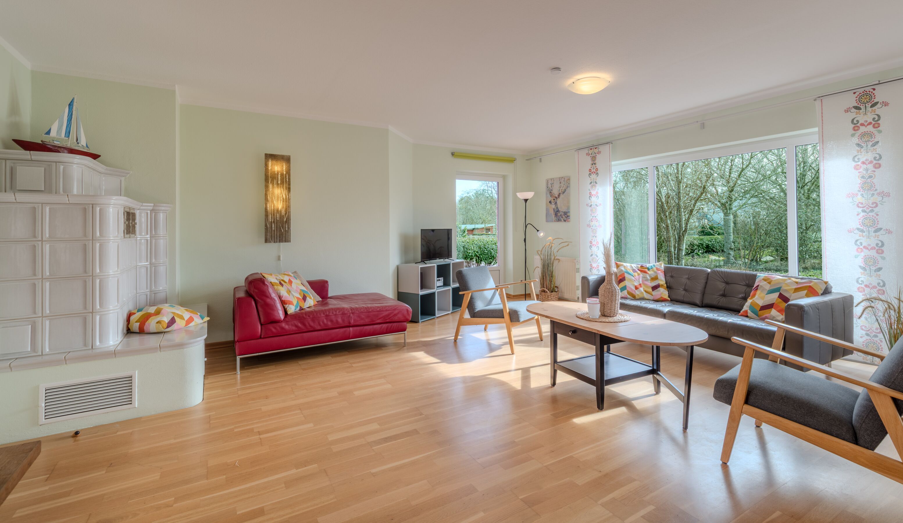 35qm Wohnzimmer mit Panoramablick