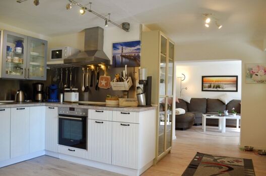 Voll ausgestattete Wohnküche