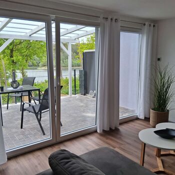 Terrasse mit Seeblick