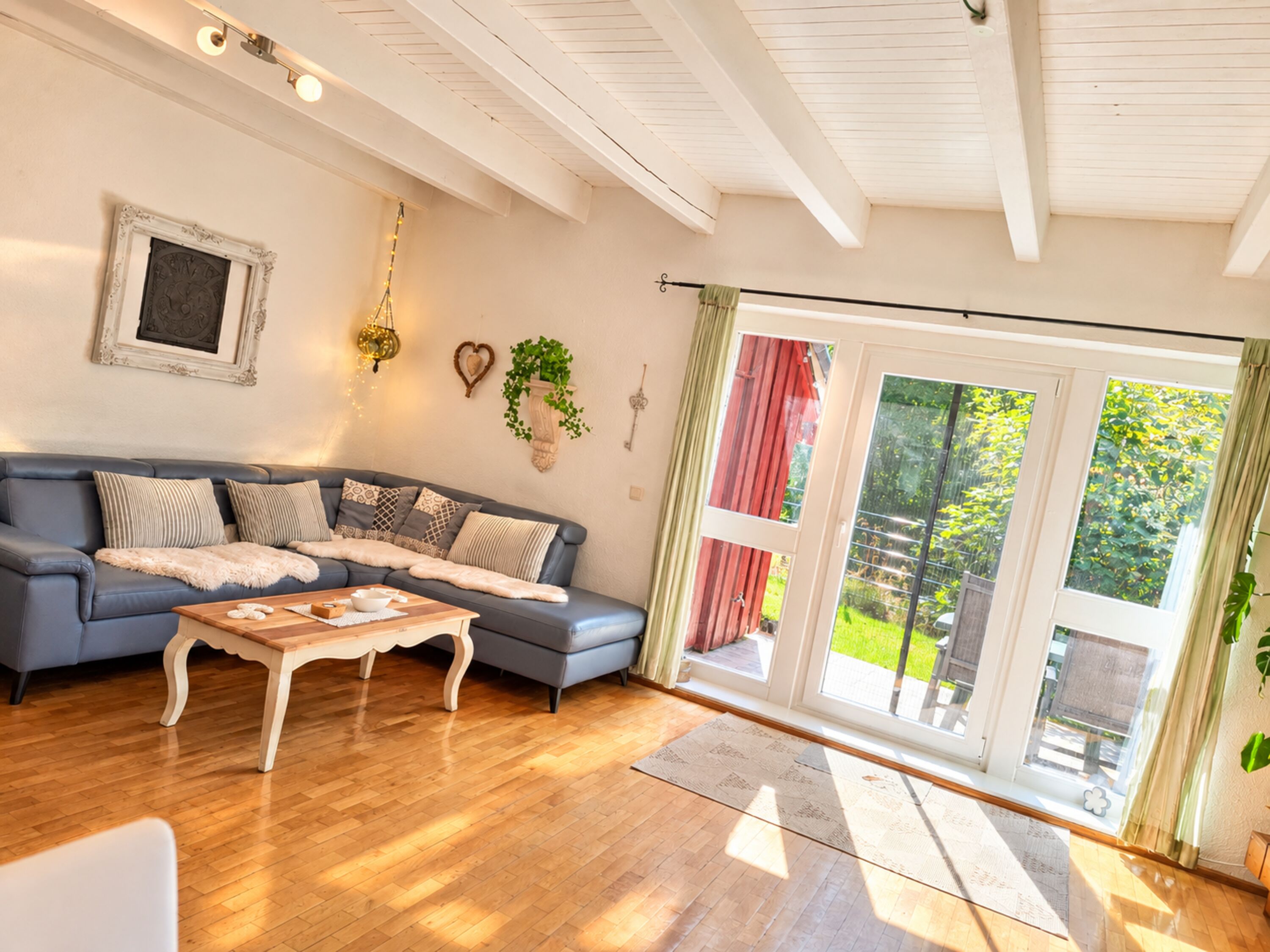 offenes, helles Wohnzimmer