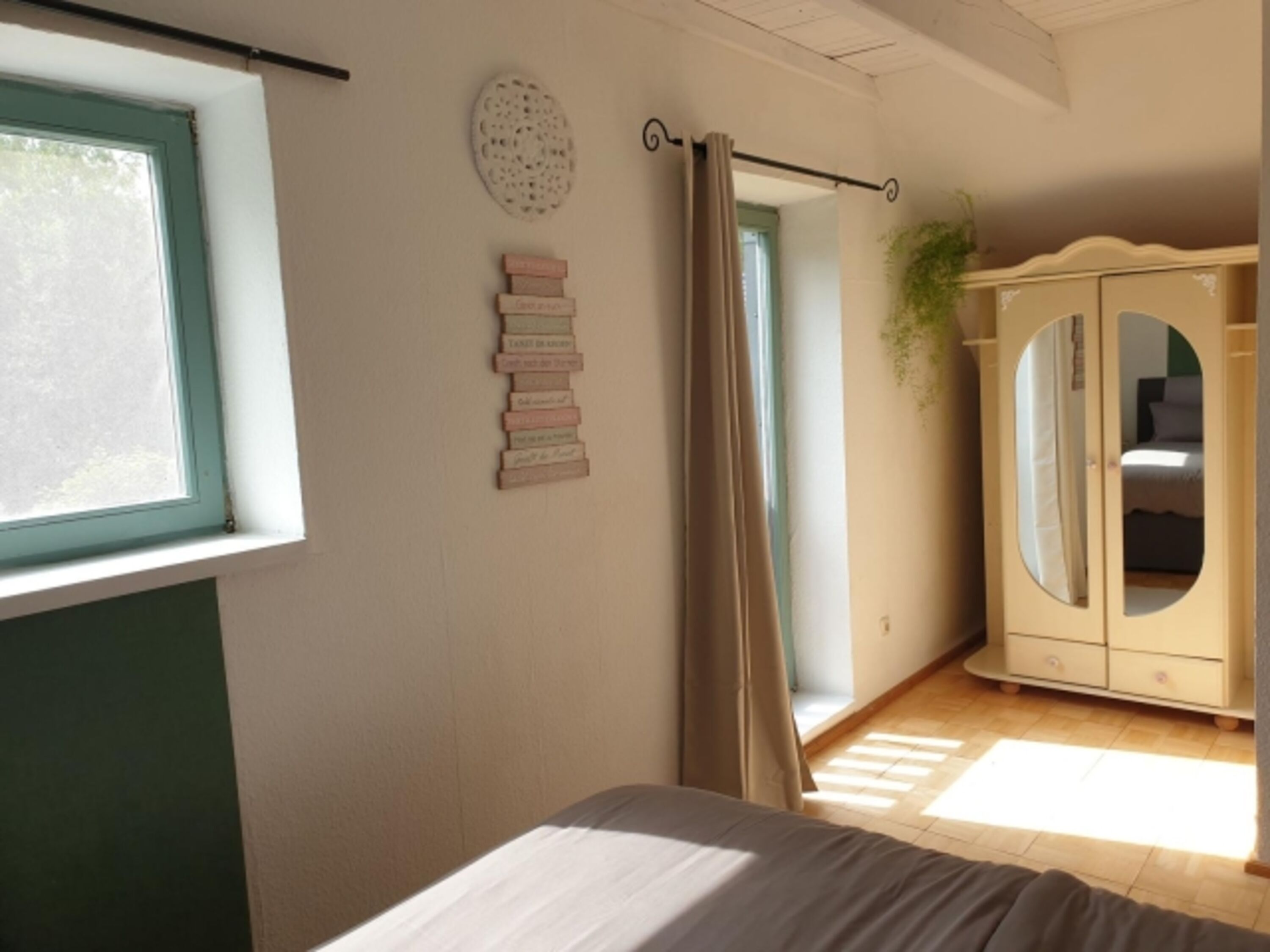 Schlafzimmer 2