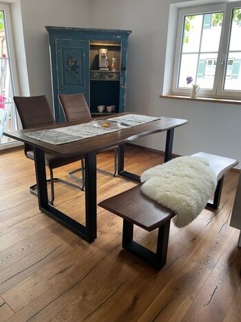 Kaffeebar und Essbereich