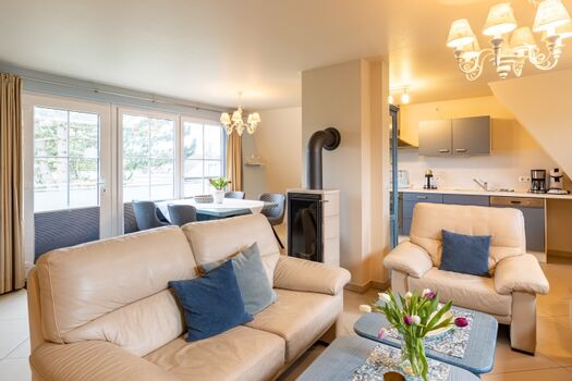 Wohnbereich/ Küche/ Essplatz