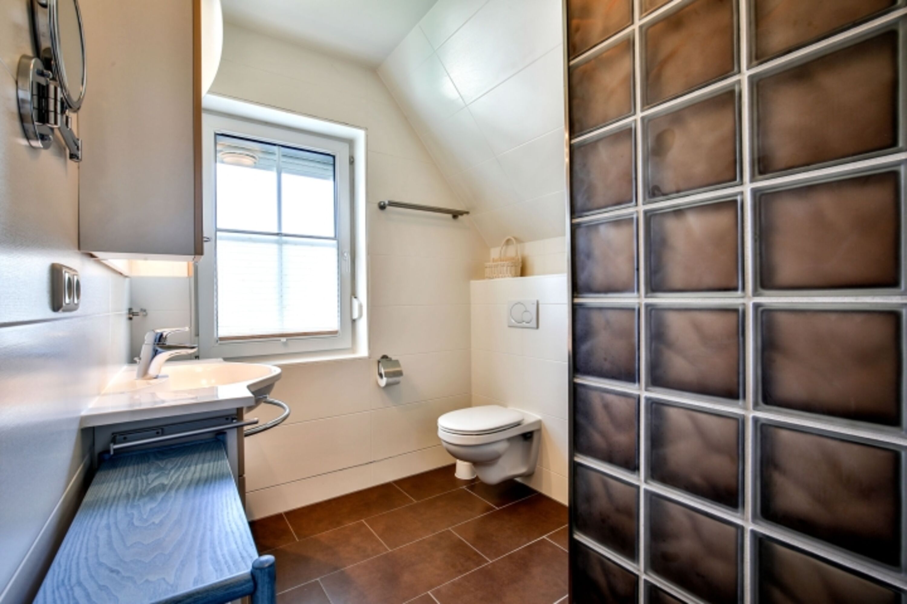 Badezimmer Westseite