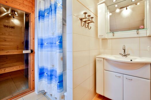 Duschbad mit eigener Sauna