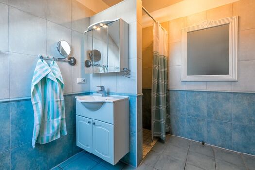 Duschbad im Dachgeschoss