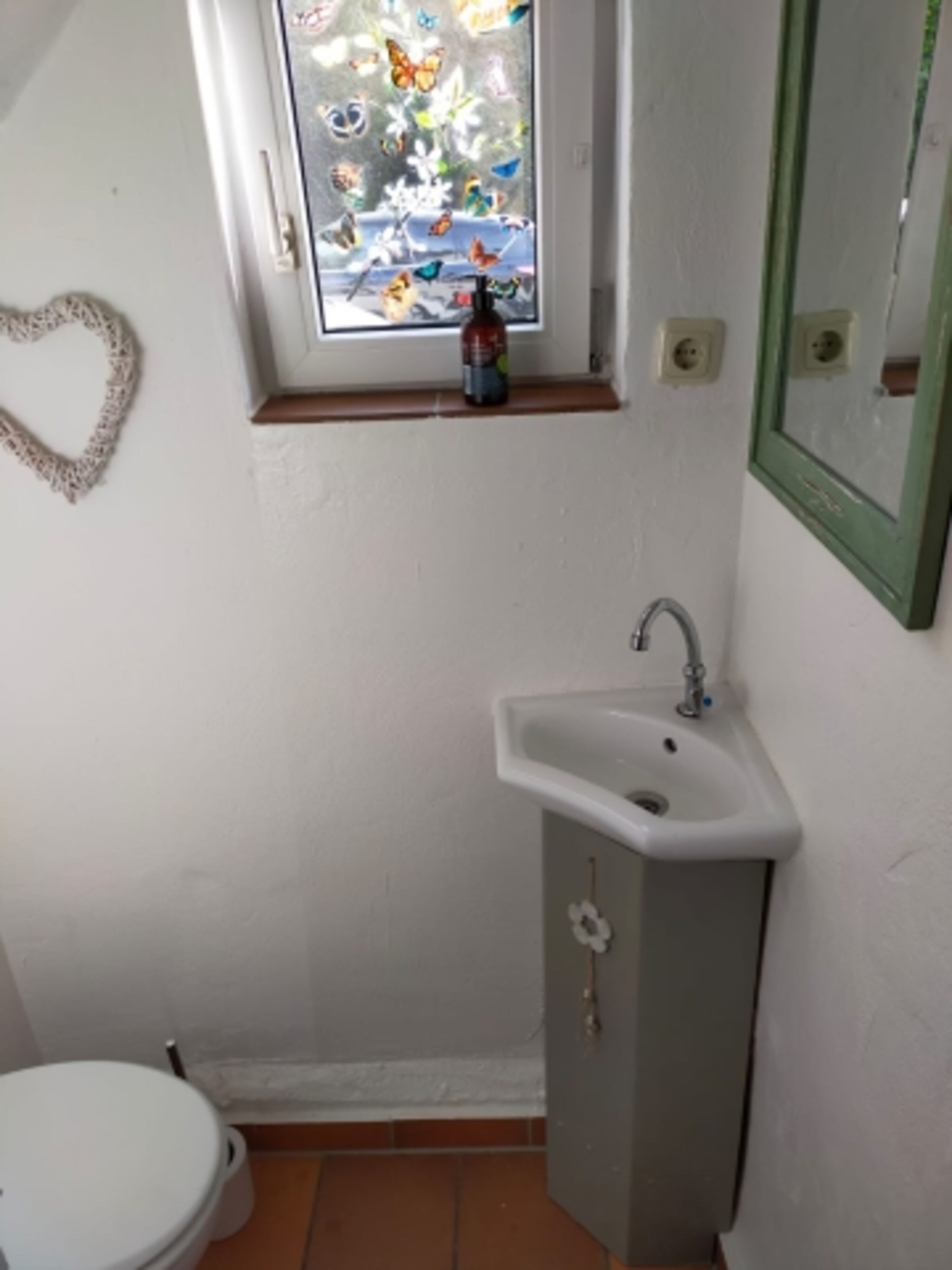 Kleines Gäste-WC im Erdgeschoss