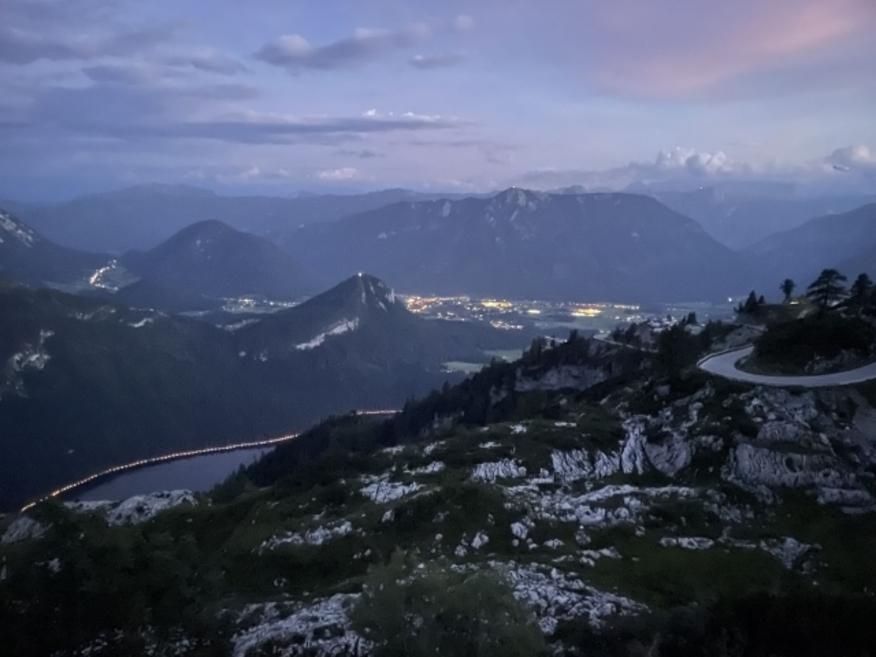 Unser Altausseersee bei Berge in Flammen