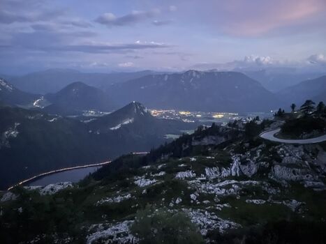 Traumhafte Lage in der Nähe des Alzauseersees