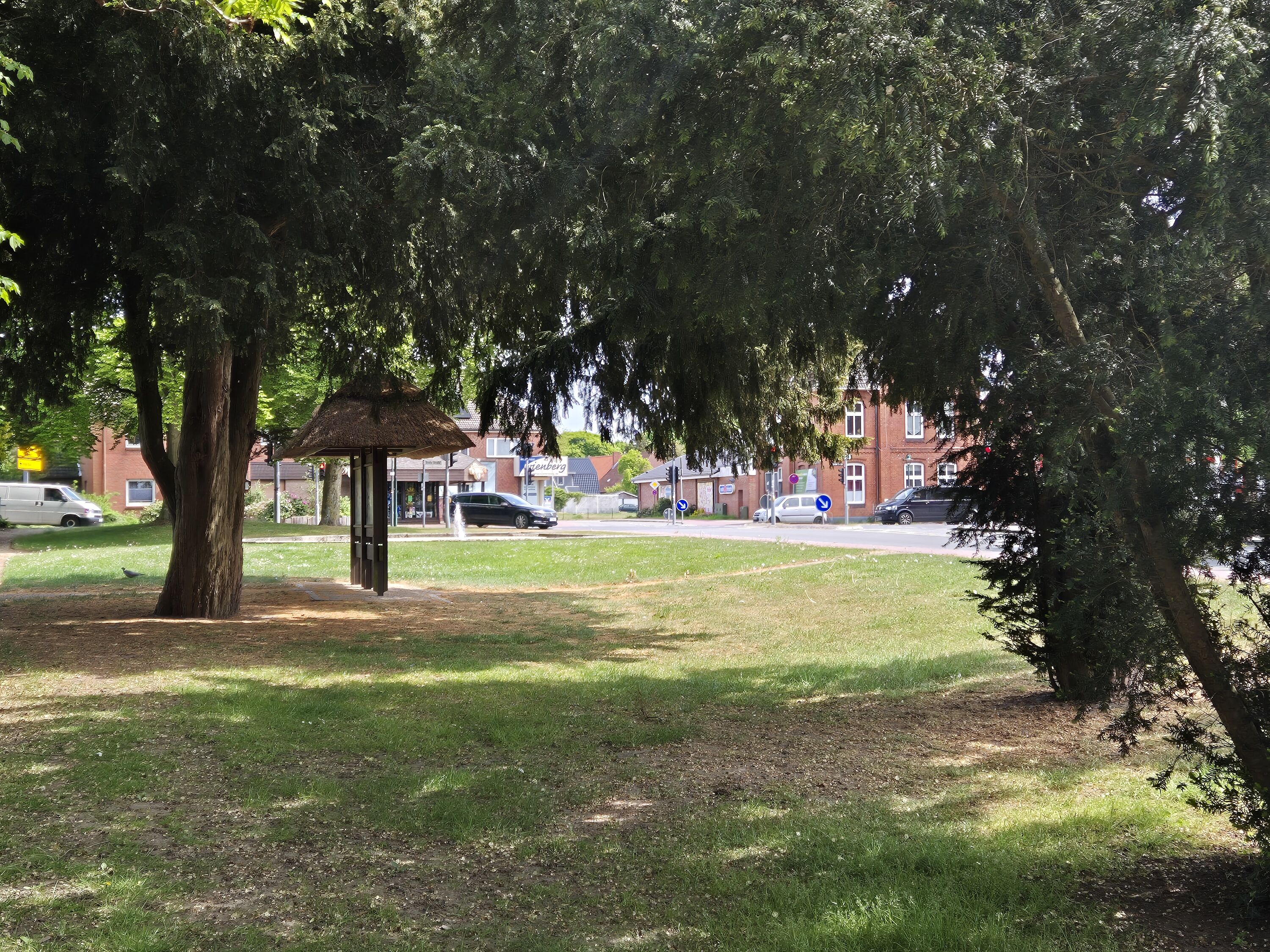 Park ca. 20 m entfernt