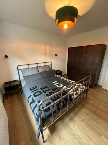 TIDE4 Ferienwohnung Amrum Apartment 8 Schlafzimmer 3 mit Bett 160cm