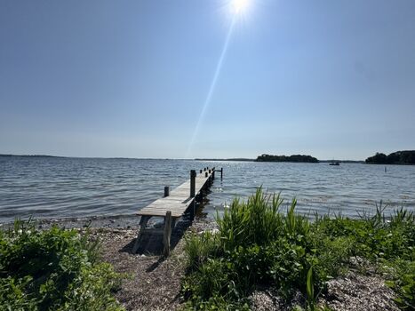 Die Flensburger Förde: Hier auf der dänischen Seite mit Blick zum Mühlendamm