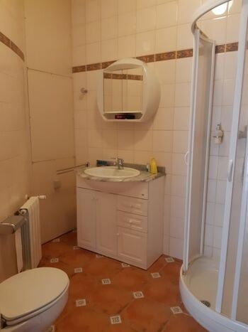 Duschbad im Untergeschoss