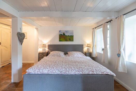 Witthuis - Schlafbereich mit großem Doppelbett ( 180x200 )