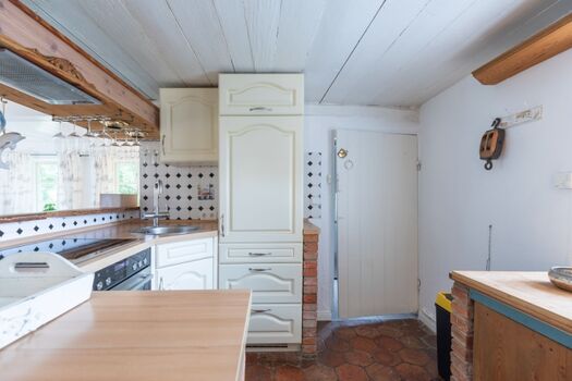 Witthuis - Kleine praktische Küche im  Landhausstil 