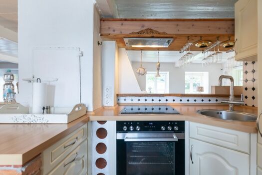 Witthuis - Kleine praktische Küche im  Landhausstil 