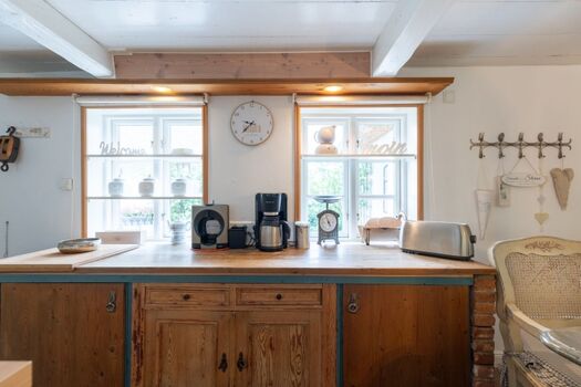 Witthuis - Rustikale Küchenzeile mit allem Komfort 