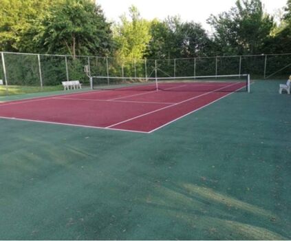 Tennisplatz 100 Meter entfernt 