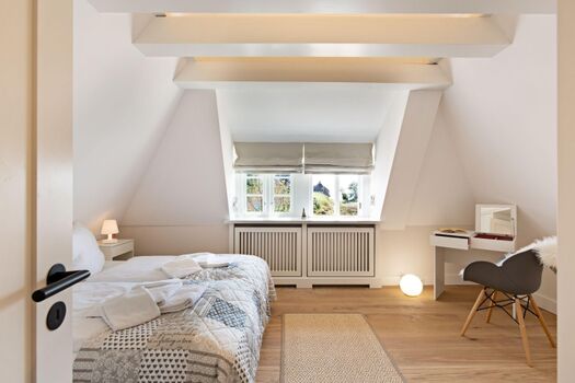 Schlafzimmer eins im OG