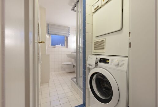 Waschmaschine und Trockner