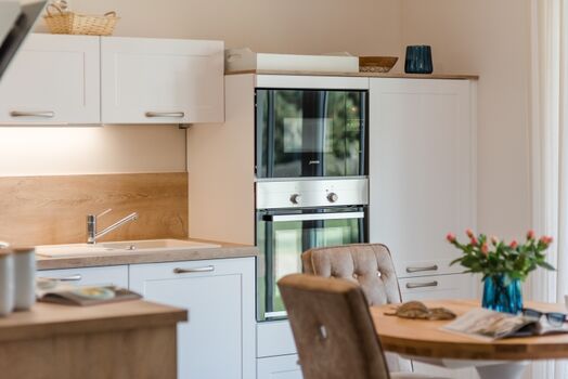 Küche mit Essbereich