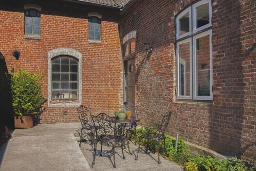 Sophie - Kleine geschützte Terrasse für entspannte Abende