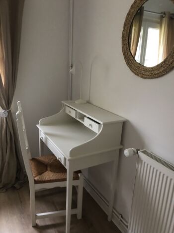 Platz für Laptop o.ä.