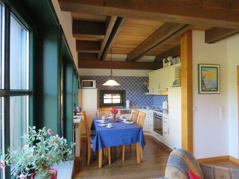 Küche mit Essplatz Hanse